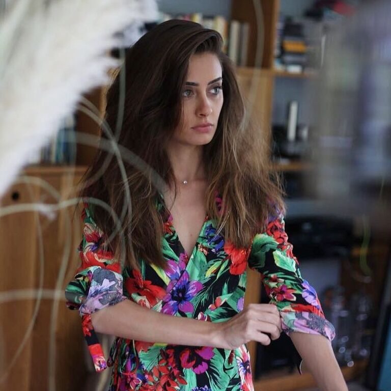 Sexy Turkish Dila Danisman