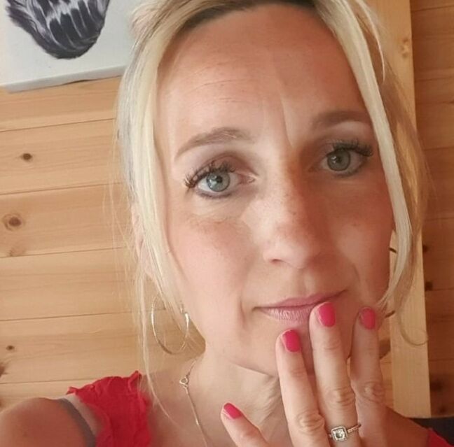 British bumble babes
