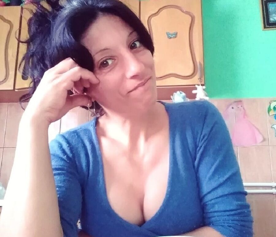 ROU ROMANIAN MILFS MOM HAS FAT LITTLE TITS - A TRUE WHORE
