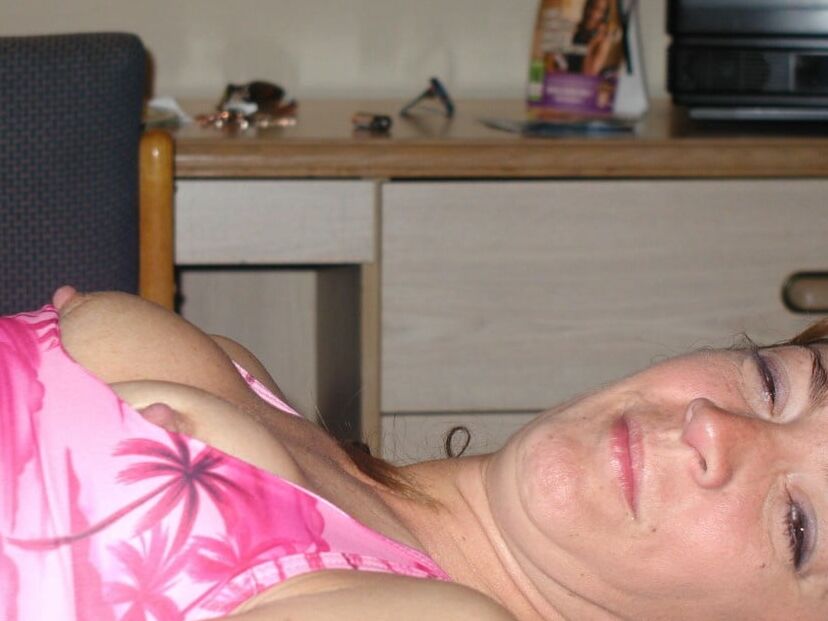 Exhibitionist Girlfriend