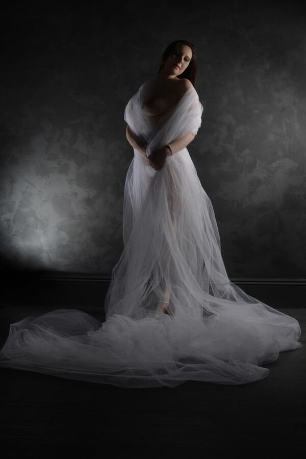 Sexy Classy Bride