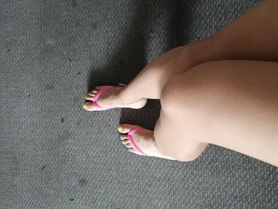 My sexy feet in flip flops