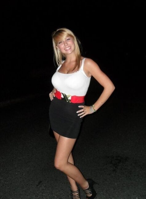 Busty Slut Amy