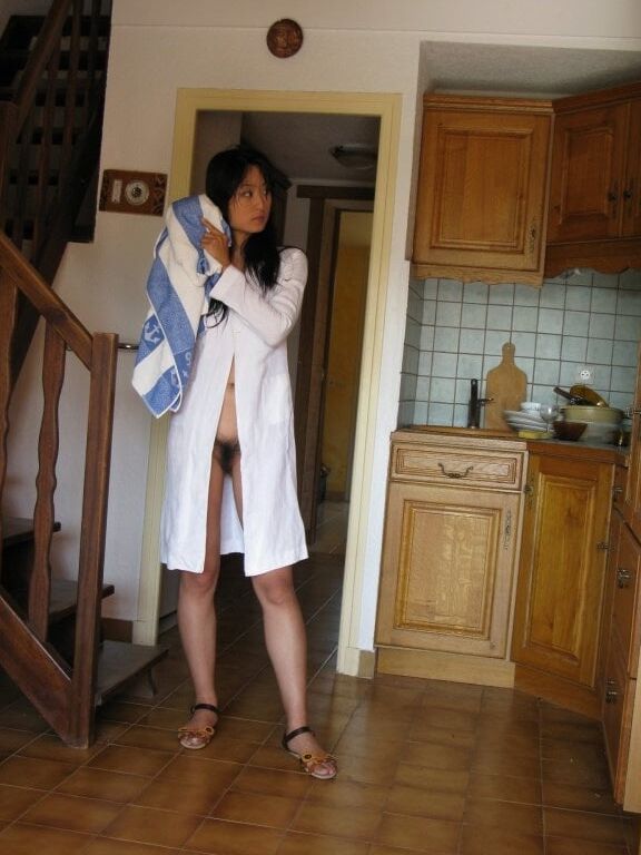 Saturday sluts-hairy Japanese sluts spread and fuck
