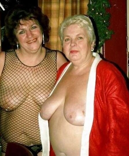 Older and hot (Mom with daughter)