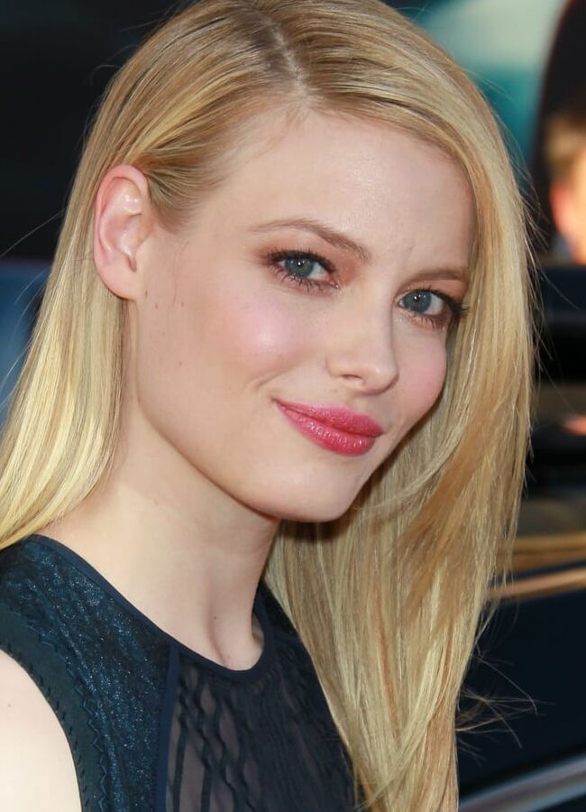 Gillian Jacobs: Finest Pics