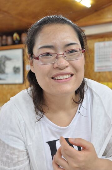 . Korean wife, hubby wants a slutwife