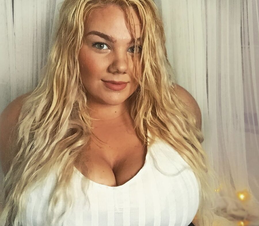 Bbw clothes on