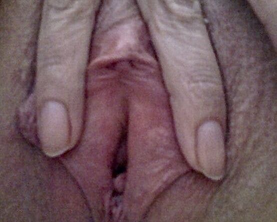 Beautiful Big Tit MILF Shows Her Boobs And Cunt