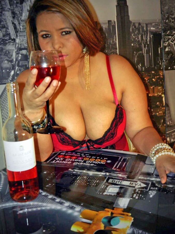 Exhibic latina