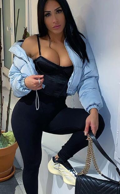 Leana Zaoui grosse petasse