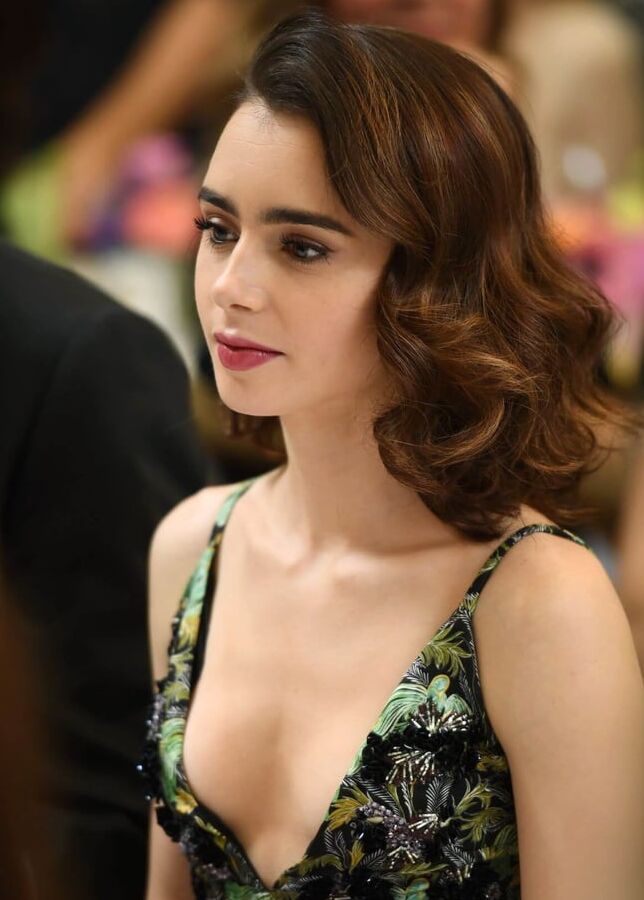 Lily Collins