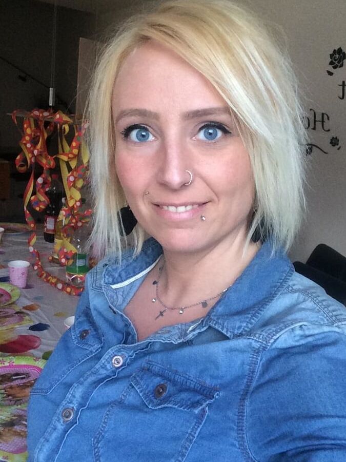 German Milf Slut Doreen Wichsvorlage