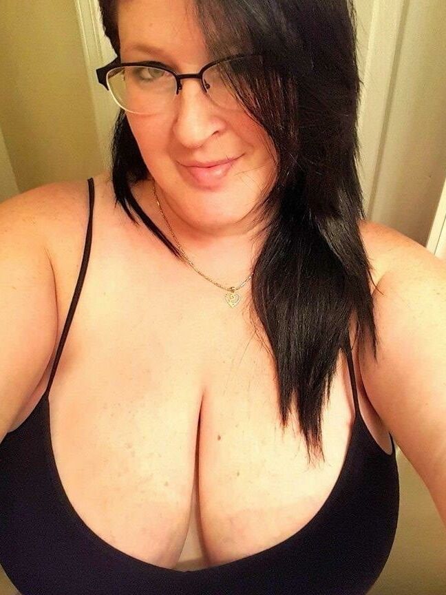 Bbw clothes on