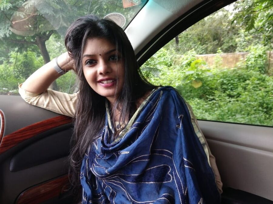 Policz shalini didi a office girl at fire