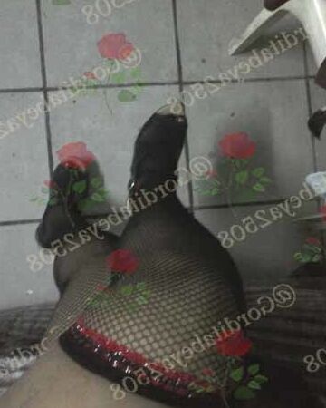 fat legs in lingerie