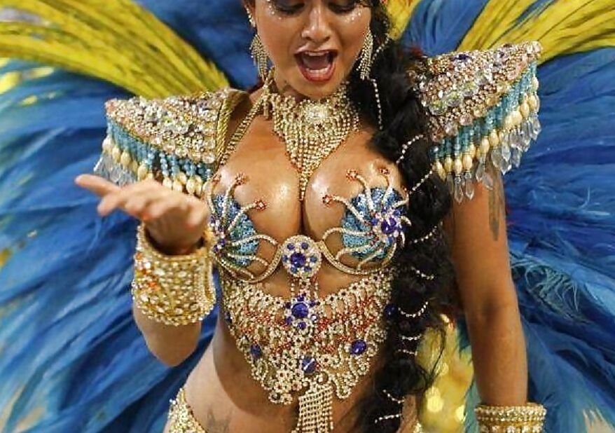 Carnival Boobs