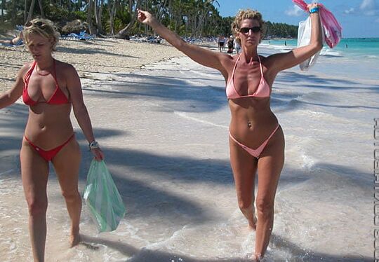 micro bikini.wicked.weasel