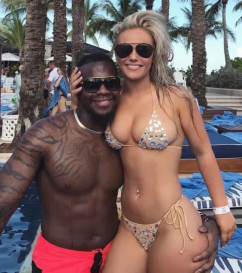 Bikini Clad White Women With Black Men