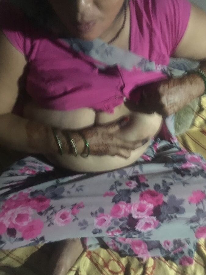 desi caught by customer