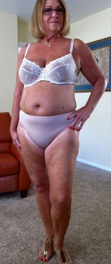 Carol, GILF