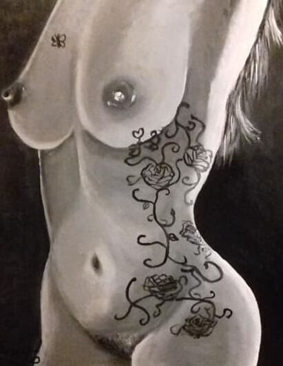 SEINS PLEIN LES MAINS...