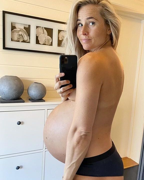 Hot Preggos