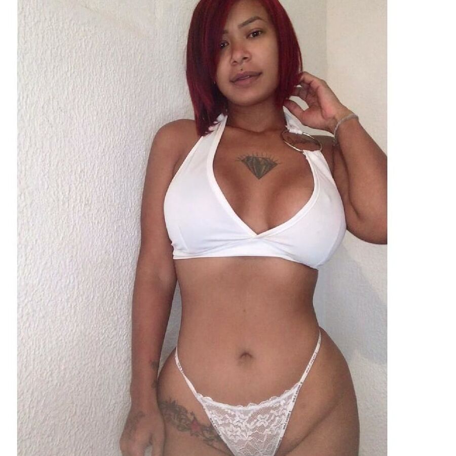 Adri dominicana tetona y puta