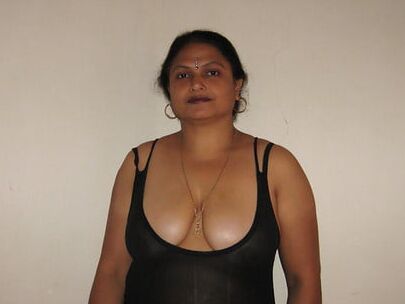 Desi Mature Marwadi Mom
