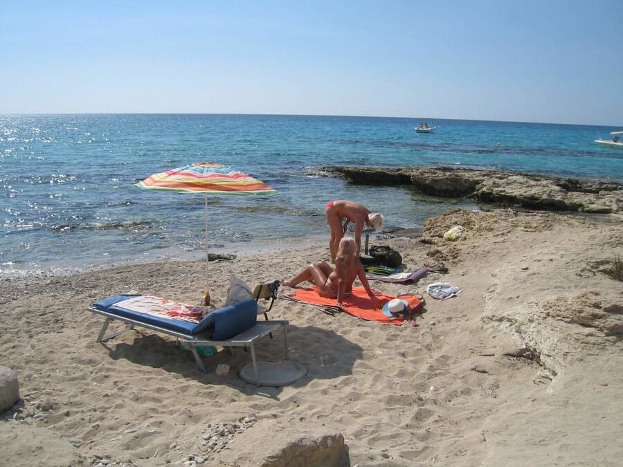 Beach - German