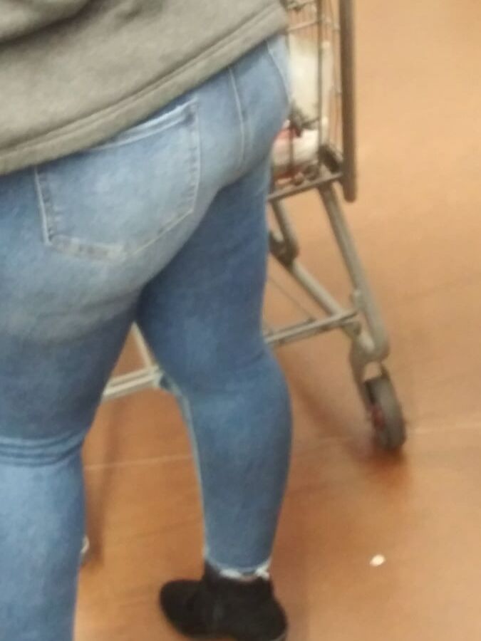 Just some phat asses