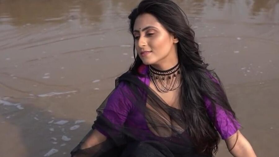My Twitter Friend With Saree
