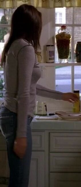 Celebrity Booty - Teri Hatcher