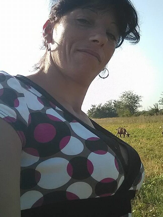 ROU ROMANIAN MILFS MOM HAS FAT LITTLE TITS - A TRUE WHORE