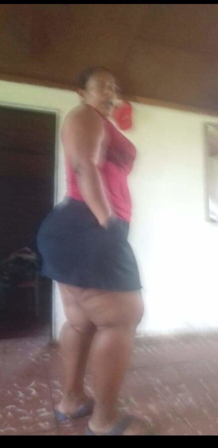 Cintia Mamacita Nalgona
