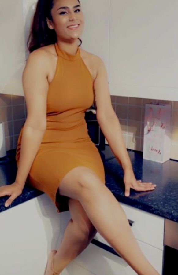 Comment on Sexy Indian Girls - Leicester