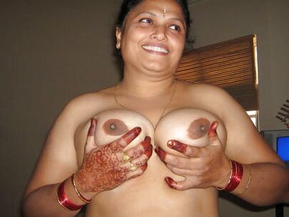 Desi Mature Marwadi Mom