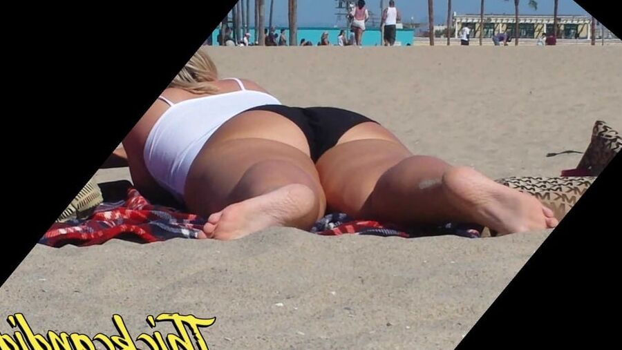 Russian PAWG with Fat Ass thighs and hips Part.