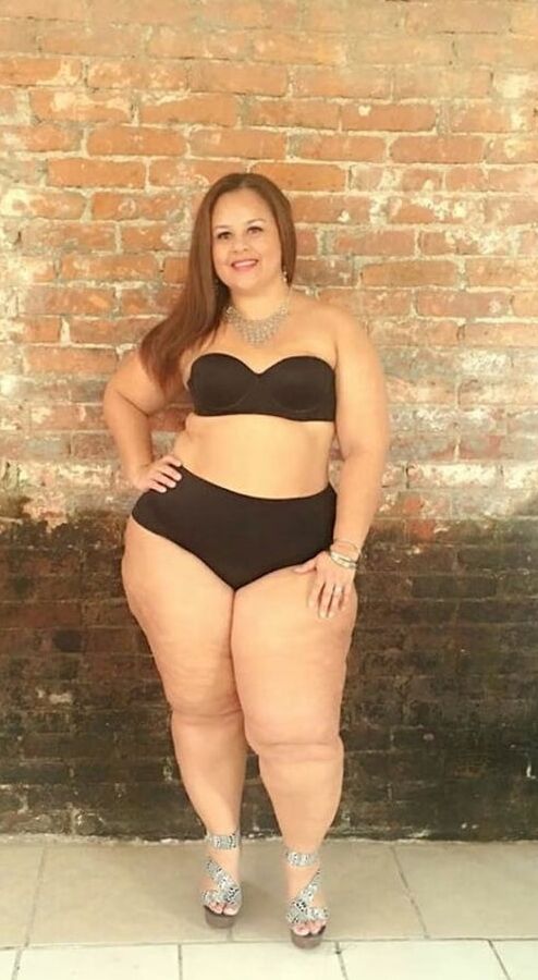 Gostosa do caralho (bbw Latina)