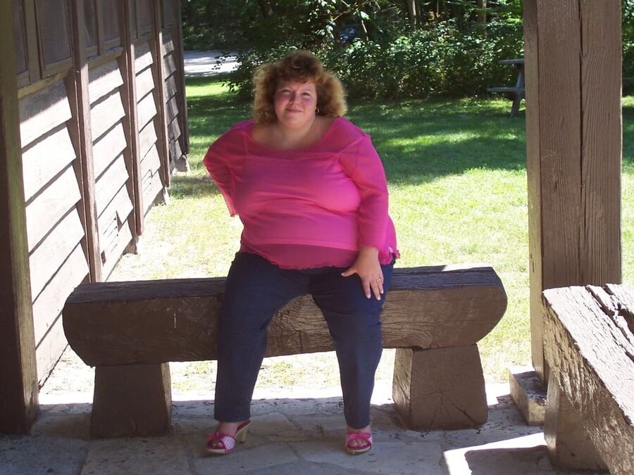 Granny Panties With A Juicy Pussy