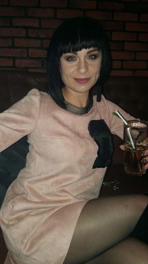 Wife friends that makes my cock harder