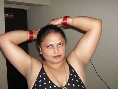 Desi Mature Marwadi Mom
