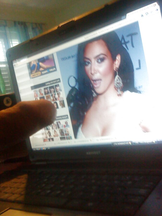 Kim blow dick
