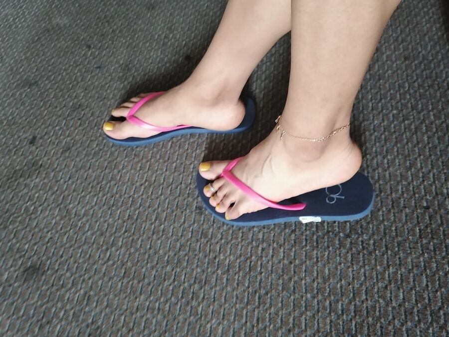 My sexy feet in flip flops