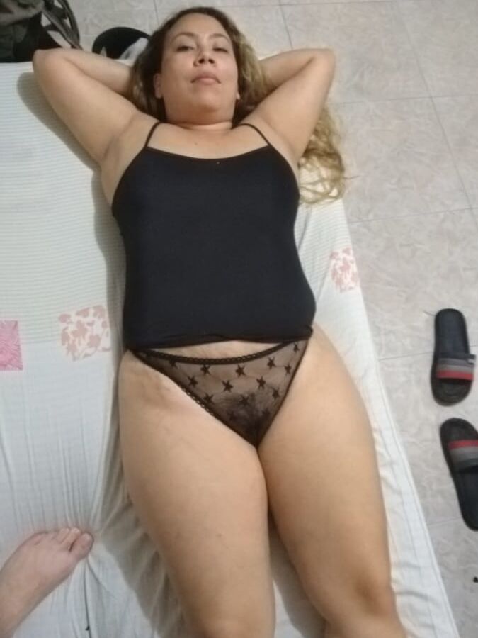 Angie plumper pussy