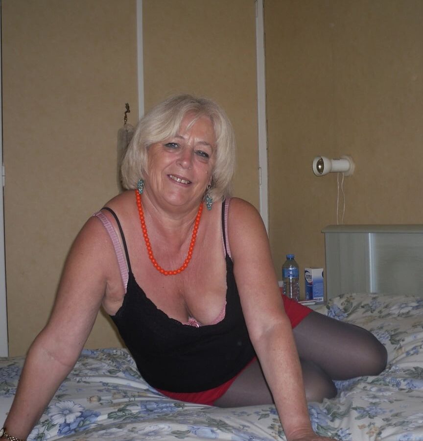 Coroa gostosa (hot gilf fan club set)