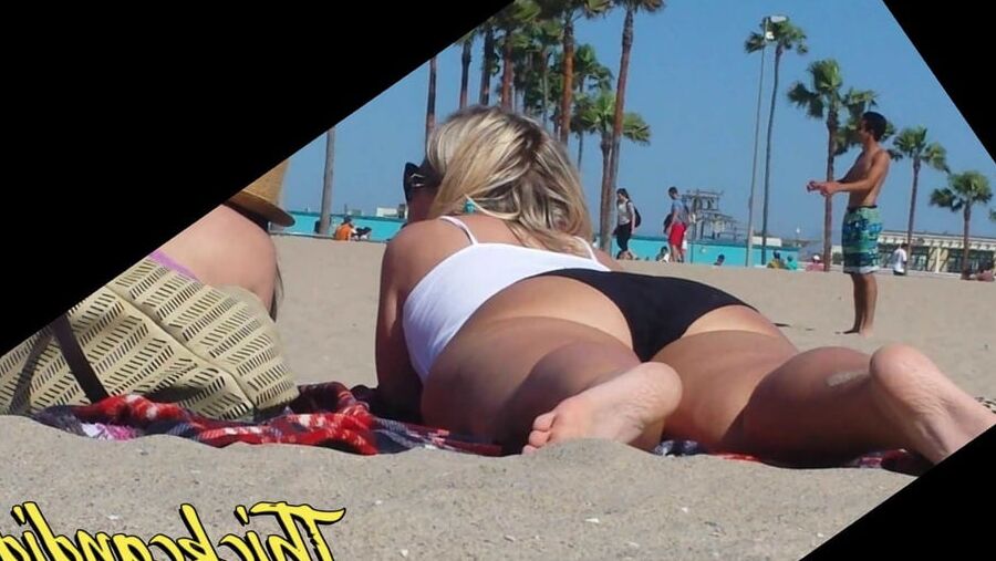 Russian PAWG with Fat Ass thighs and hips Part.