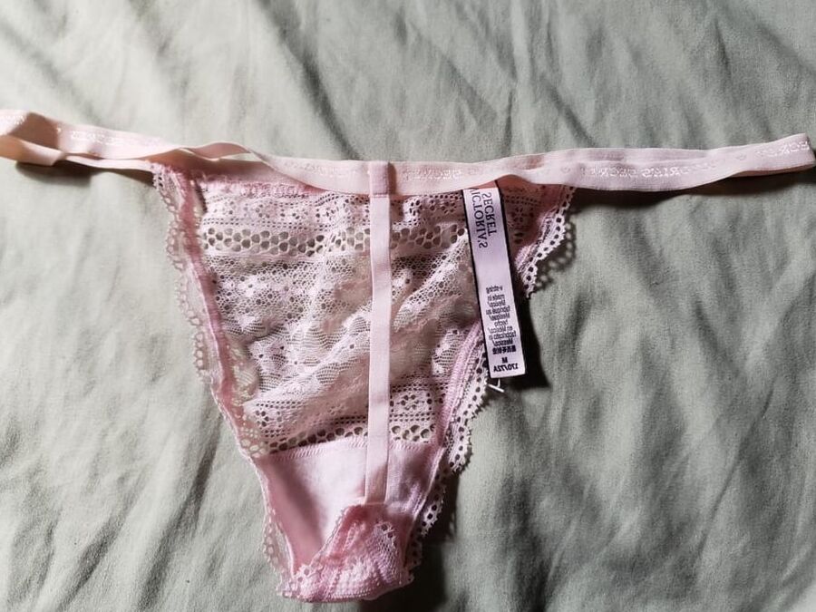 Rich thongs