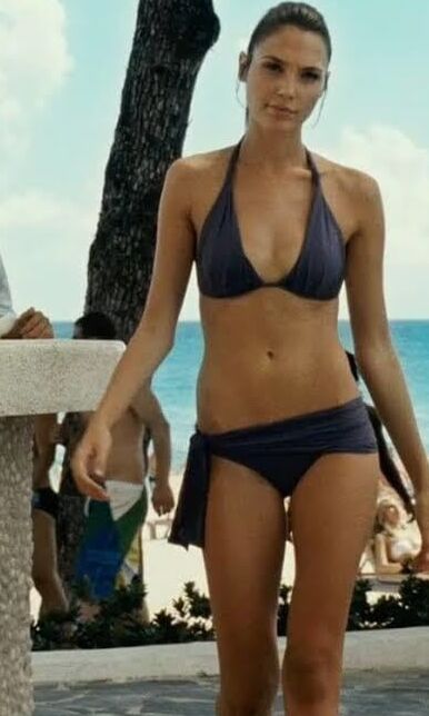 Gal gadot sexy