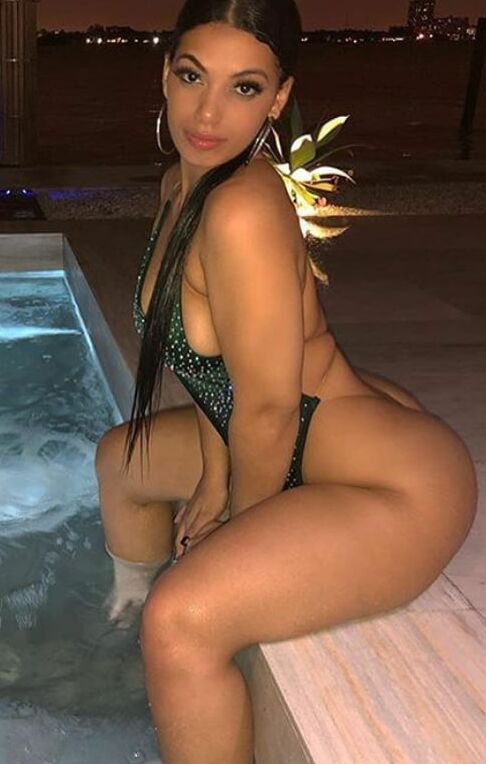 Unknown Curvy Spanish Women
